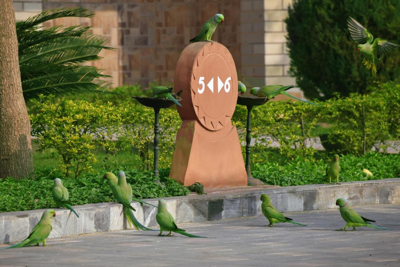 Shri Radha Brij Vasundhara Resort & Spa Govardhan Bagian luar foto